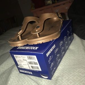 Rubber Gizeh birkenstocks in great shape!